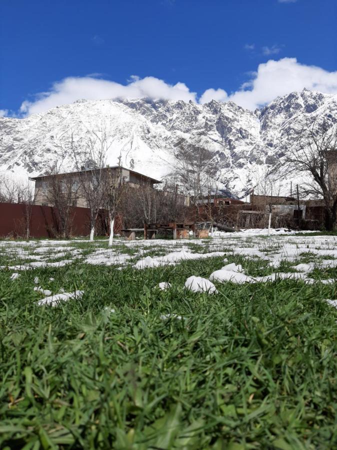 Kazbegi Green Yard 호텔 외부 사진